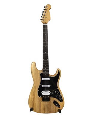 Lot 1031 - * AMENDMENT * STRATOCASTER STYLE ELECTRIC GUITAR