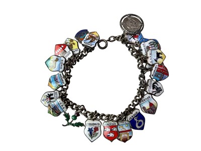 Lot 302 - TRAVEL INTEREST