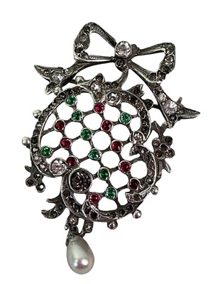 Lot 298 - SILVER BROOCH
