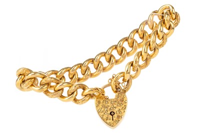 Lot 463 - GOLD CURB LINK BRACELET