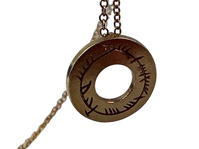 Lot 408 - GOLD PENDANT ON CHAIN