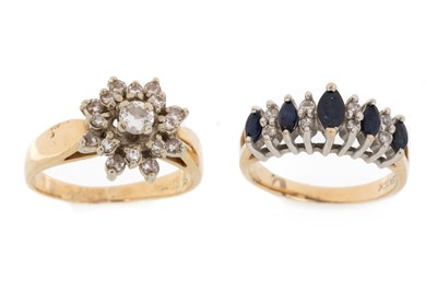 Lot 422 - DIAMOND CLUSTER RING AND ANOTHER