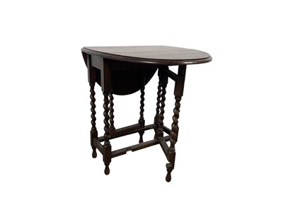 Lot 1310 - GEORGE V OAK DROP LEAF TABLE