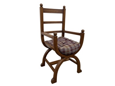 Lot 400 - ARTS & CRAFTS OAK ELBOW CHAIR