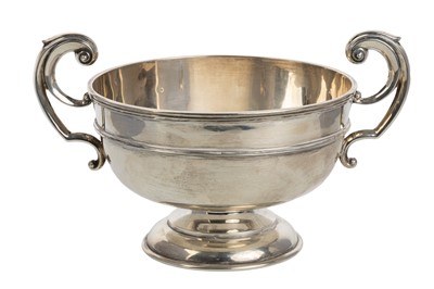 Lot 1017 - EDWARDIAN SILVER BOWL