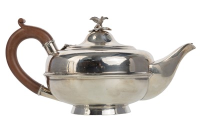 Lot 1019 - GEORGE V SILVER TEAPOT
