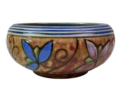 Lot 659 - DOULTON CIRCULAR BOWL