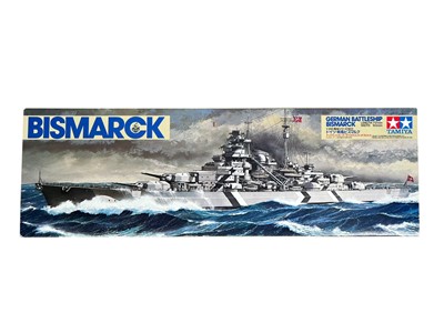 Lot 782 - GROUP OF MATCHBOX AND AIRFIX MILITARY MODEL KITS