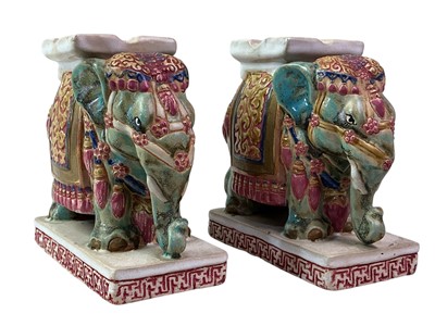 Lot 749 - CERAMIC CABINET PLATE