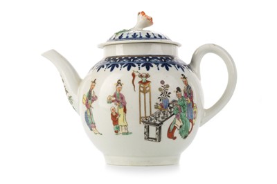 Lot 1362 - WORCESTER PORCELAIN TEAPOT