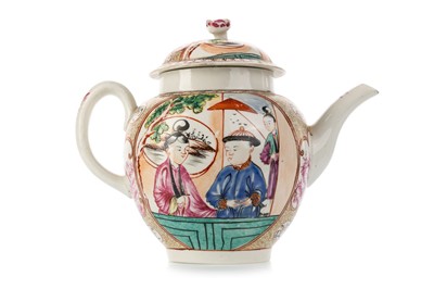 Lot 1357 - WORCESTER PORCELAIN TEAPOT