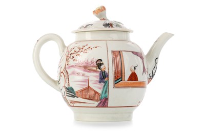 Lot 1353 - WORCESTER PORCELAIN TEAPOT