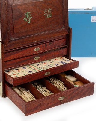 Lot 1434 - CHINESE MAHJONG SET
