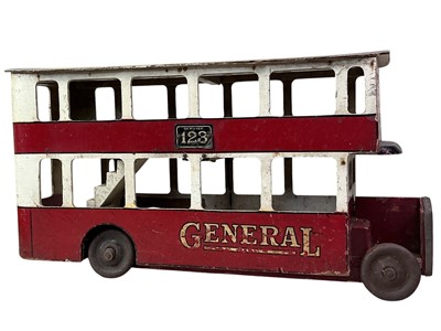 Lot 437 - EARLY 20TH CENTURY MODEL GENERAL BUS