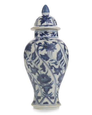 Lot 1442 - CHINESE PORCELAIN BLUE AND WHITE VASE