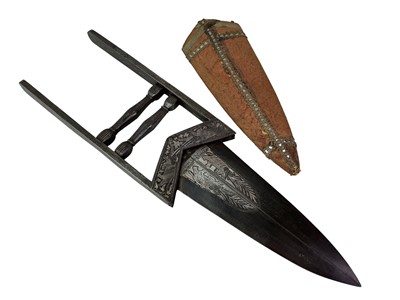 Lot 14 - INDIAN KATAR DAGGER