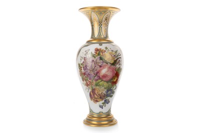 Lot 1401 - FRENCH OPALINE VASE IN THE MANNER OF BACCARAT