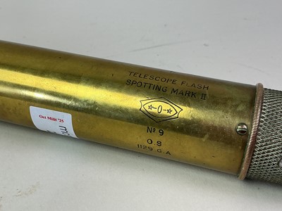 Lot 23 - WWII BRITISH FLASH SPOTTING TELESCOPE