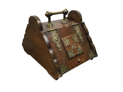 Lot 1403 - VICTORIAN MAHOGANY COAL SCUTTLE