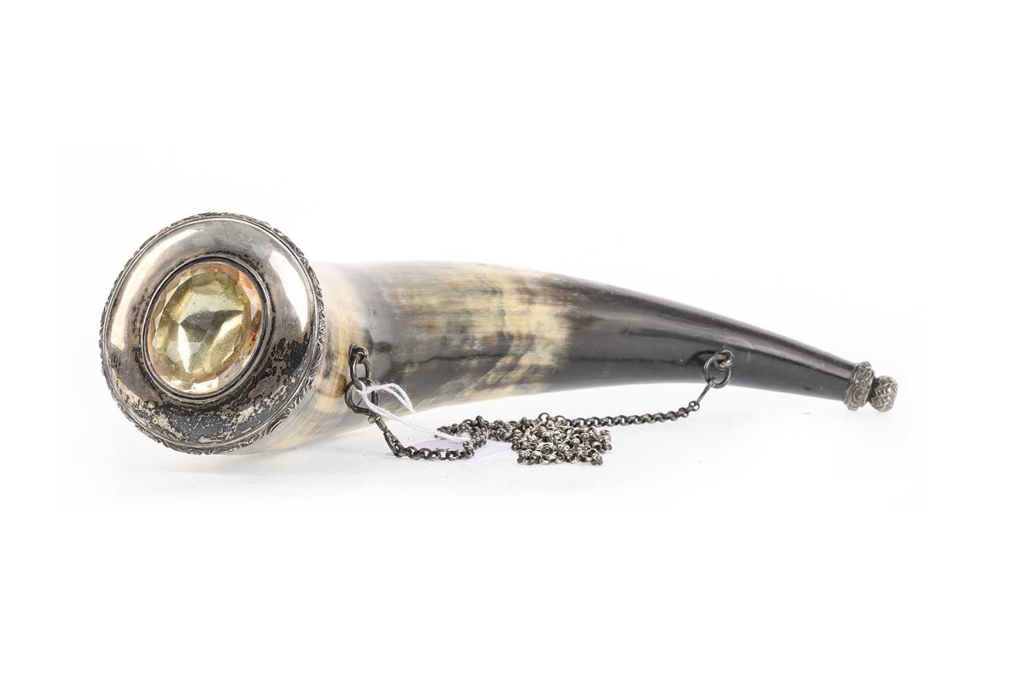 Lot 24 - SCOTTISH POWDER HORN
