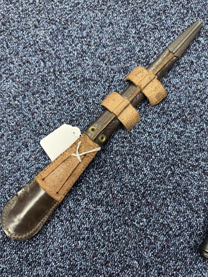 Lot 26 - FAIRBAIRN-SYKES COMMANDO FIGHTING KNIFE
