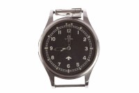 Lot 810 - GENTLEMAN'S OMEGA MILITARY ISSUE STAINLESS...