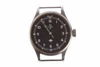Lot 811 - GENTLEMAN'S OMEGA MILITARY ISSUE STAINLESS...