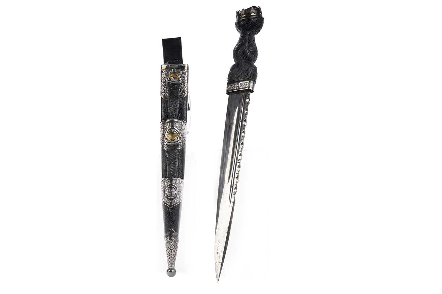 Lot 28 - SCOTTISH DIRK