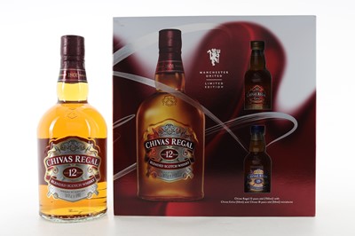 Lot 255 - CHIVAS REGAL 12 YEAR OLD 75CL MANCHESTER UNITED GIFT PACK