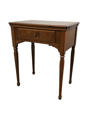 Lot 325A - WALNUT TABLE SEWING MACHINE