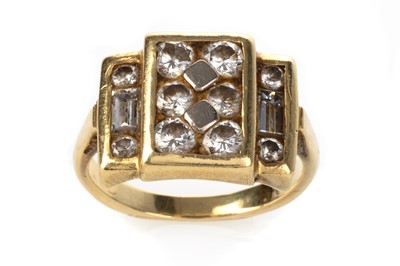 Lot 446 - DIAMOND PLAQUE RING