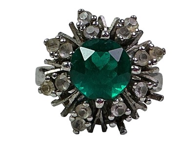 Lot 34 - GROUP OF DRESS RINGS