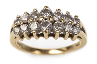 Lot 458 - DIAMOND APEX RING