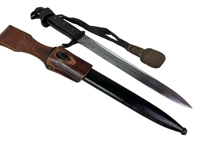 Lot 43 - GERMAN WWII MAUSER 98/05 BAYONET