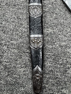 Lot 48 - SCOTTISH DIRK