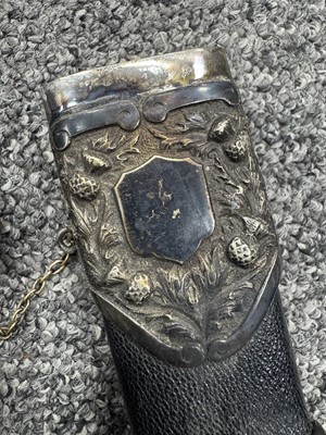 Lot 50 - SCOTTISH OFFICER'S DIRK