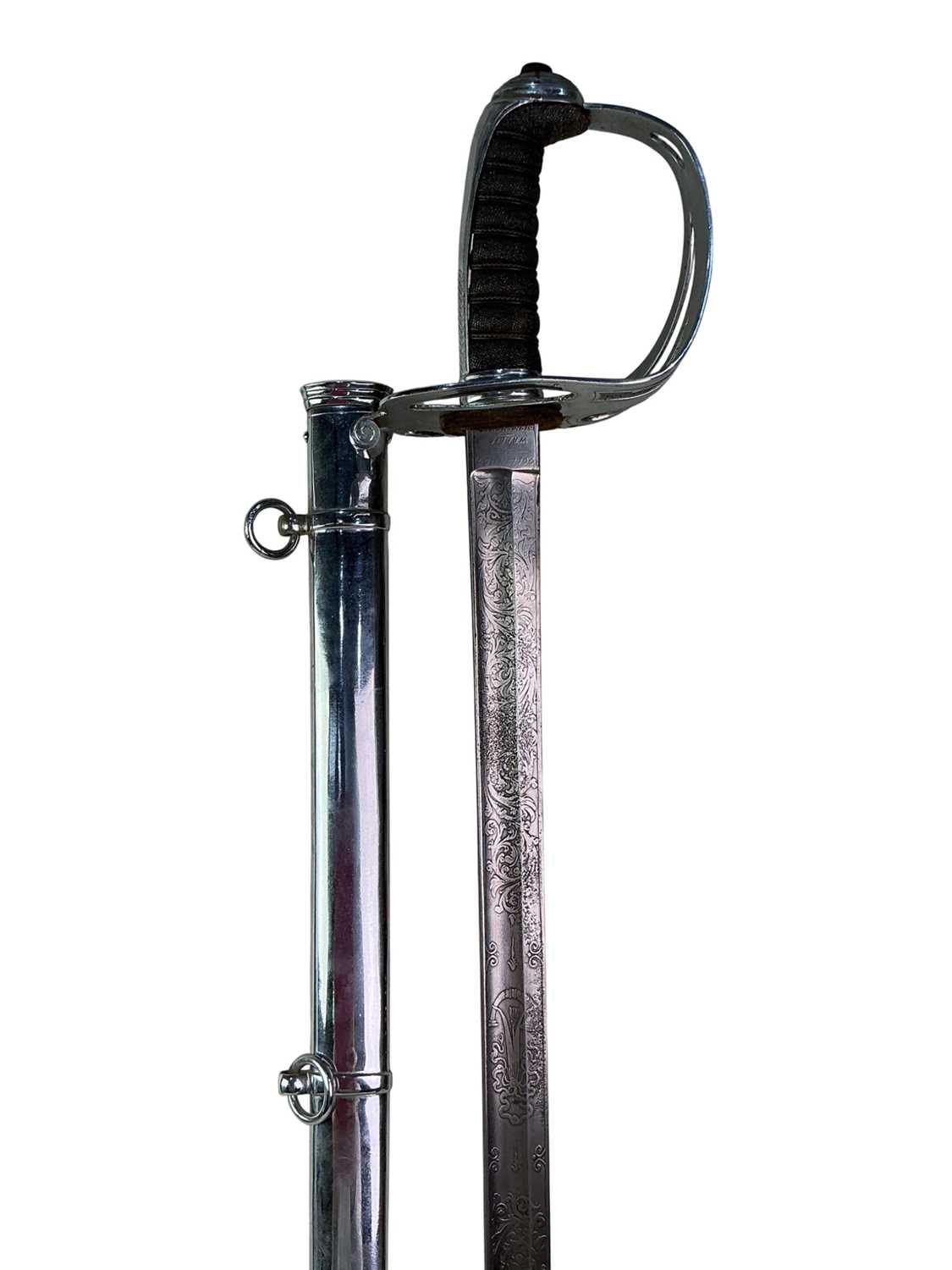 Lot 55 - WWI BRITISH 1827 PATTERN RIFLE OFFICERS SWORD