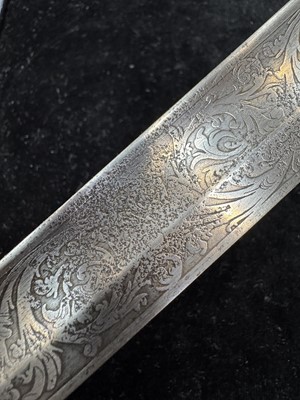 Lot 55 - WWI BRITISH 1827 PATTERN RIFLE OFFICERS SWORD