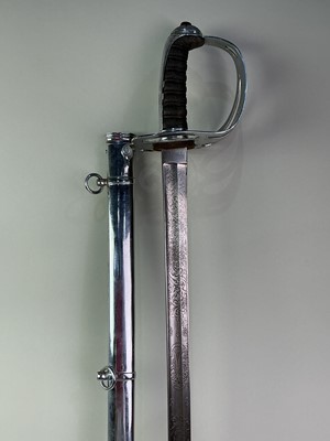 Lot 55 - WWI BRITISH 1827 PATTERN RIFLE OFFICERS SWORD