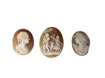 Lot 40 - GROUP OF CAMEOS
