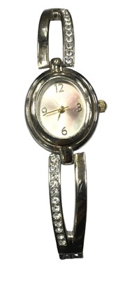 Lot 536 - GROUP OF COSTUME JEWELLERY AND WATCHES