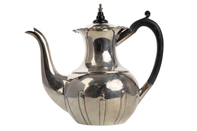 Lot 1031 - SILVER TEAPOT