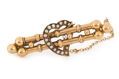 Lot 486 - VICTORIAN GOLD BAR BROOCH