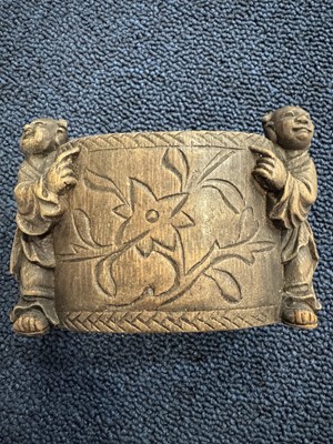 Lot 1460 - CHINESE CARVED BAMBOO INKWELL