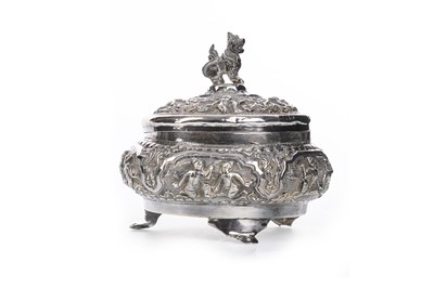 Lot 1466 - BURMESE SILVER LIDDED DISH