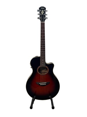 Lot 370 - YAMAHA ACOUSTIC GUITAR