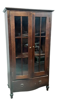 Lot 243 - REPRODUCTION MAHOGANY STAINED BOOKCASE