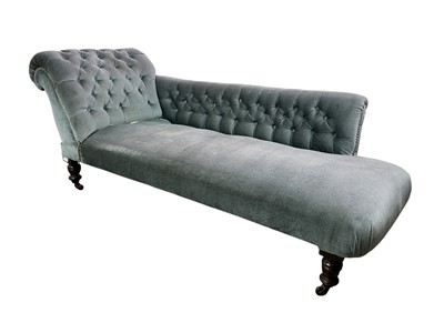 Lot 154 - LATE VICTORIAN CHAISE LONGUE