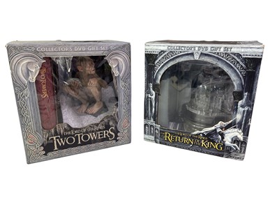 Lot 340 - THE LORD OF THE RINGS THE TWO TOWERS COLLECTORS DVD GIFT SET