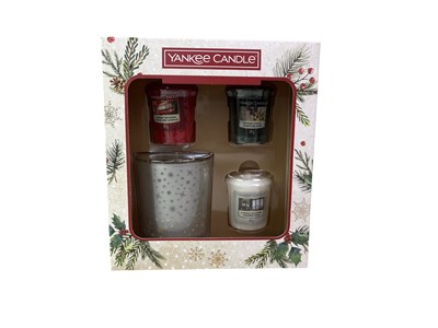 Lot 349 - COLLECTION OF YANKEE CANDLES